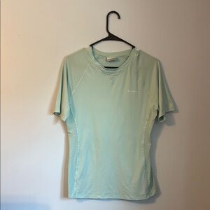Columbia Mint Green Short Sleeve Athletic Shirt